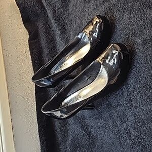 Candies New Vintage Black Patent Platform Heels Size 6